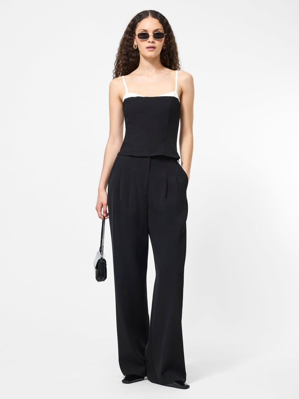 ‌Statement Edge Top