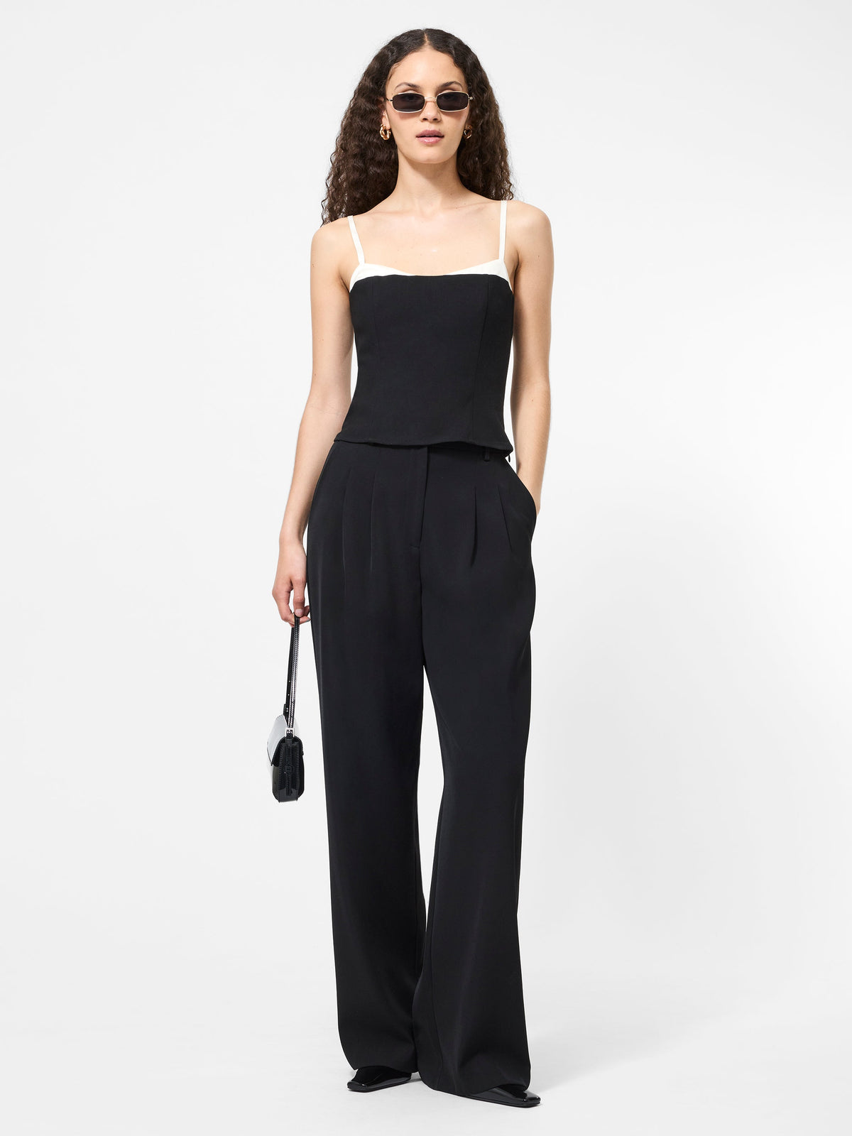 ‌Statement Edge Top