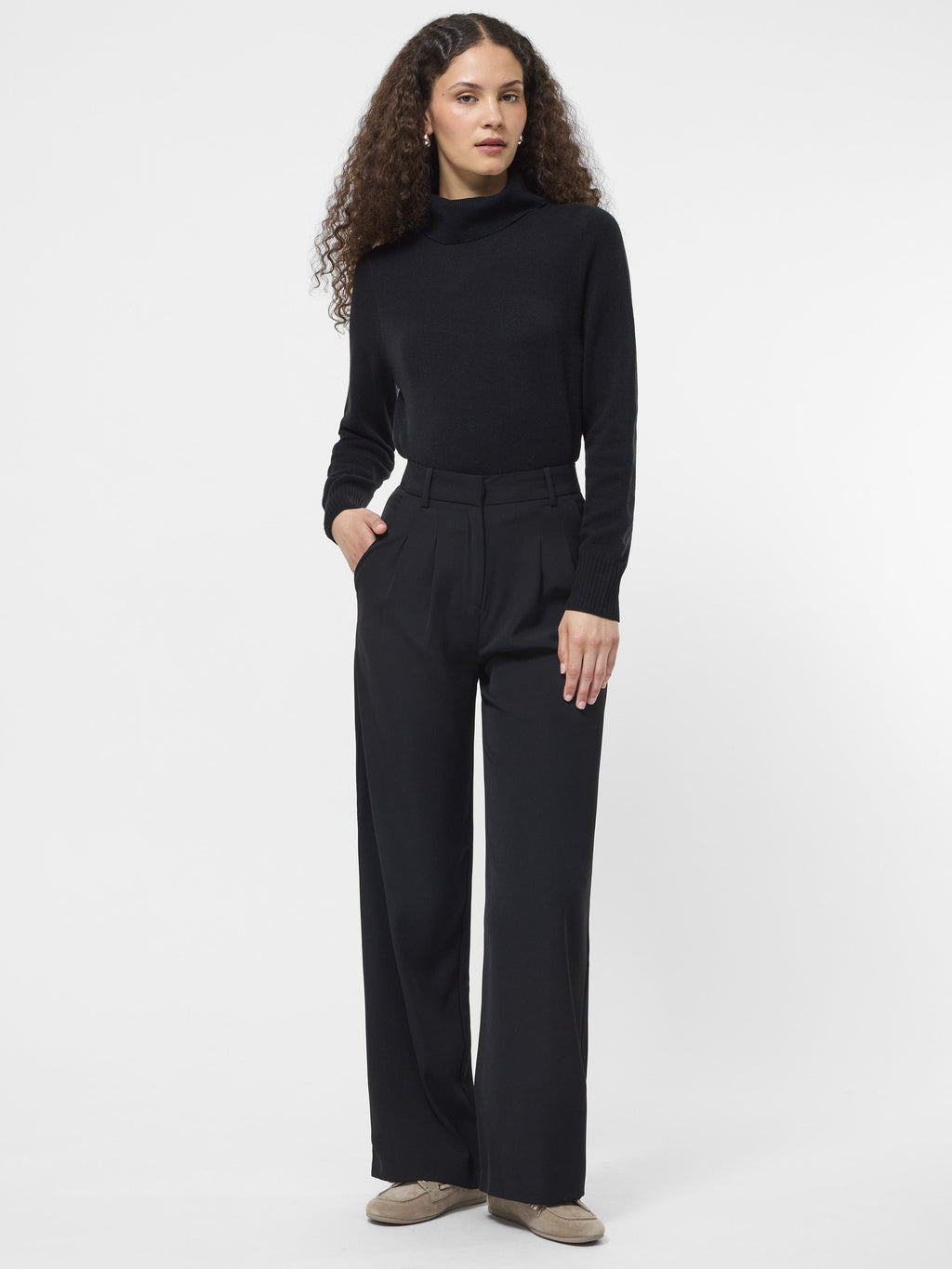 Elegant Wide Leg Trousers