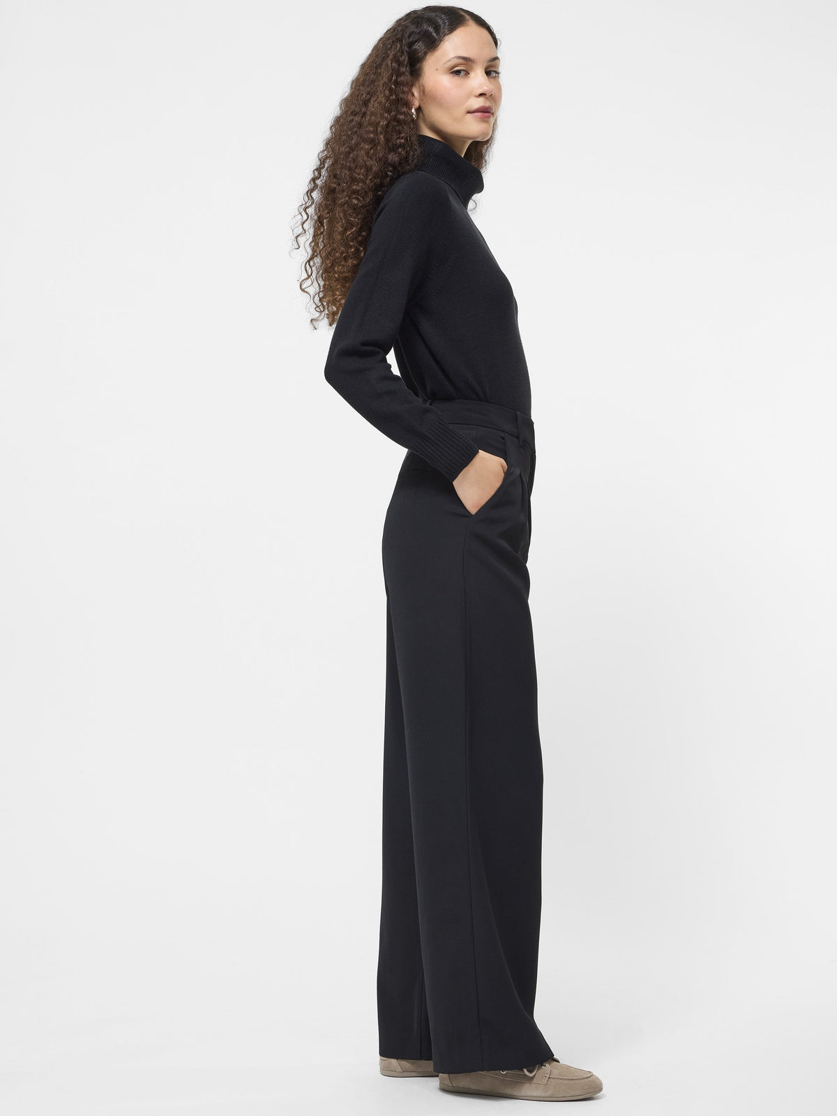 Elegant Wide Leg Trousers