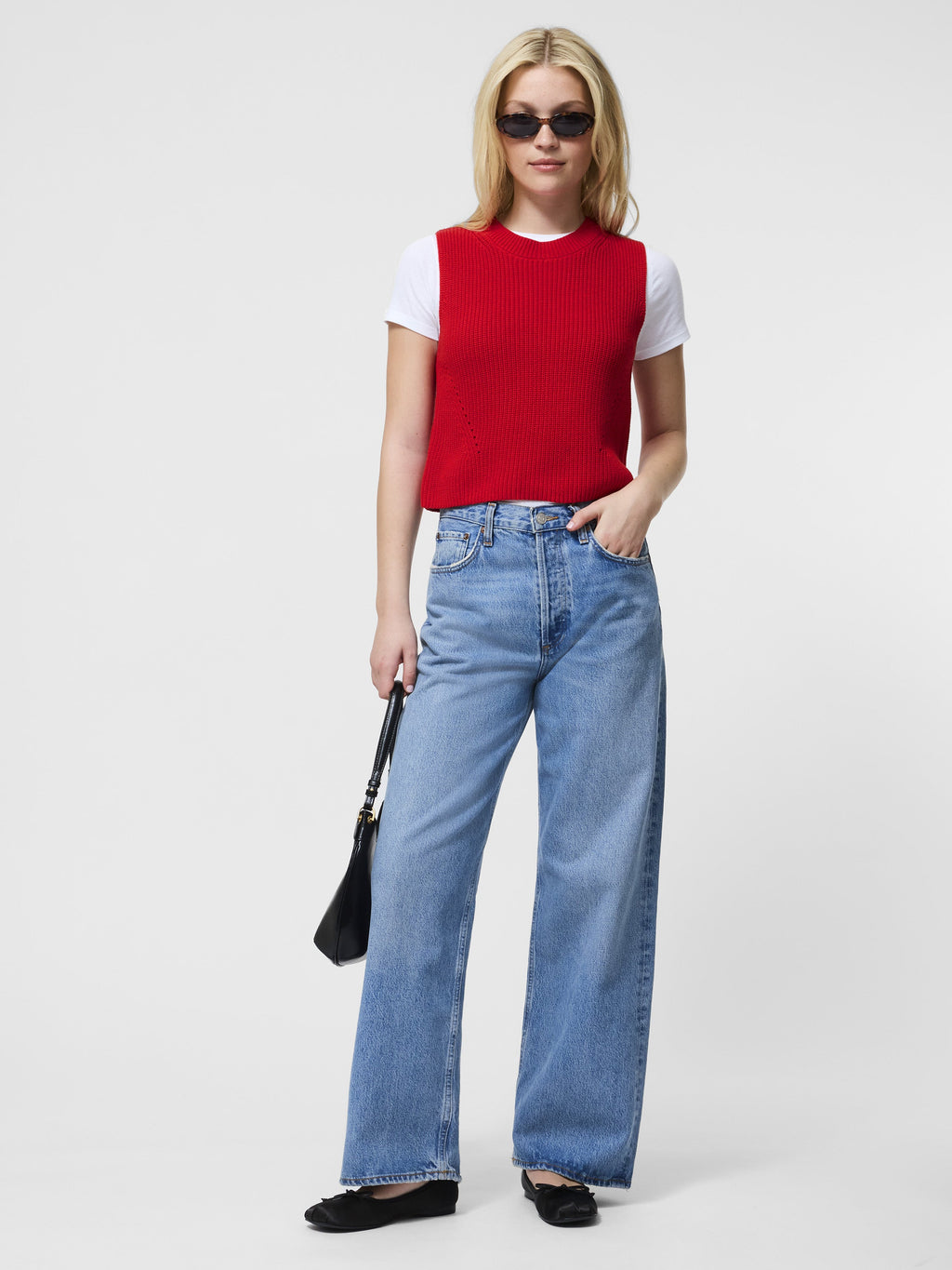 Minimalist Knit Sleeveless Vest