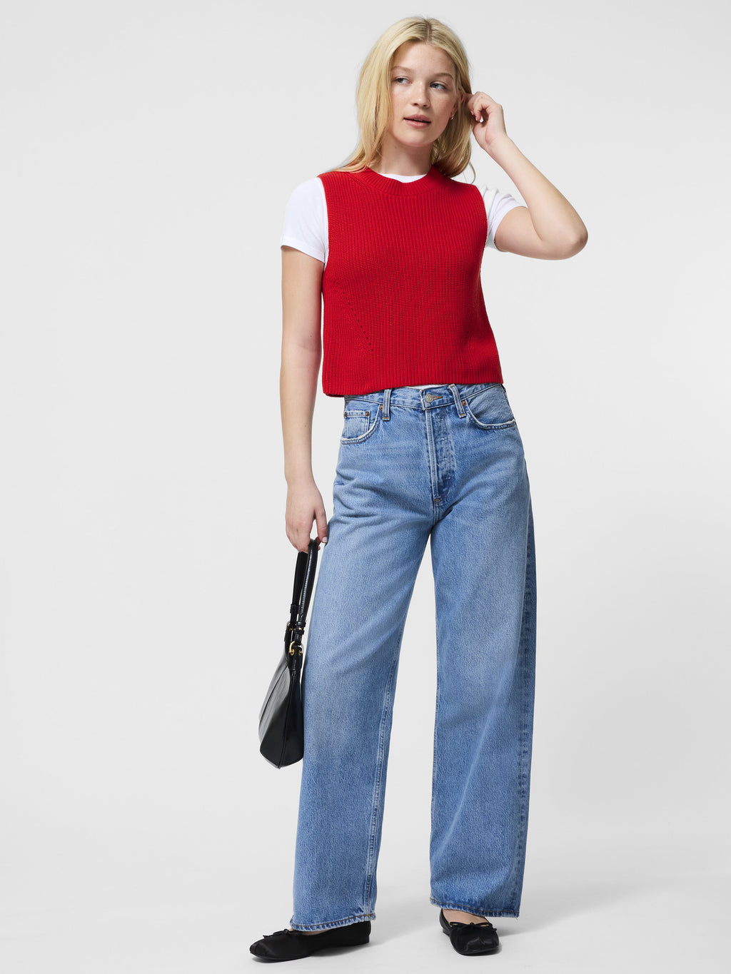 Minimalist Knit Sleeveless Vest
