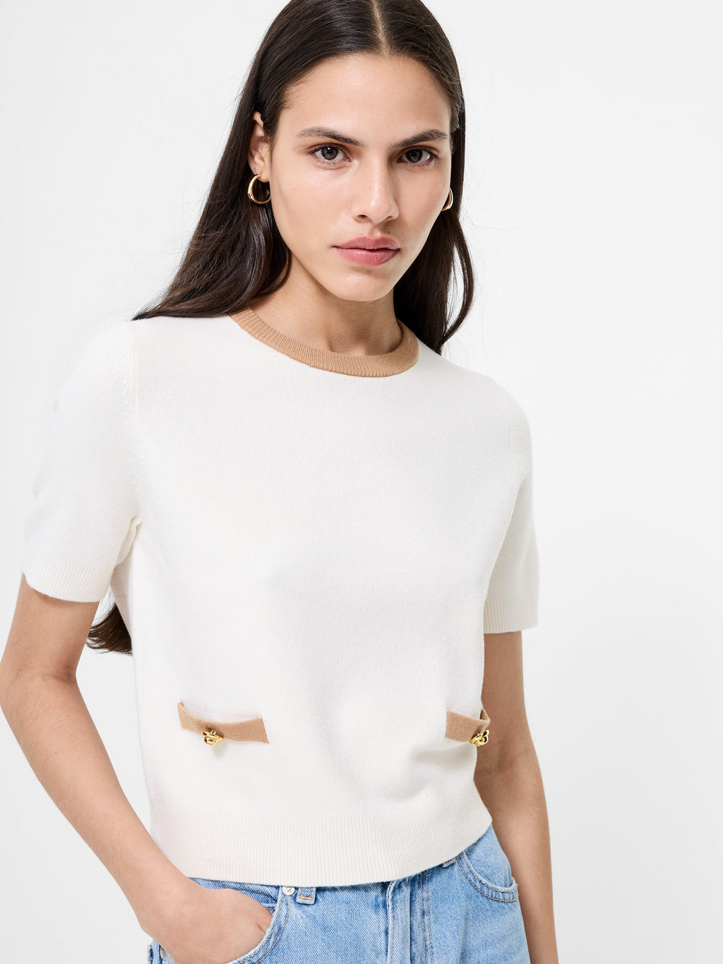 Chic Brown-Trimmed Knit Top