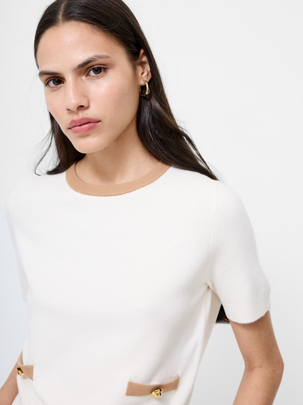 Chic Brown-Trimmed Knit Top