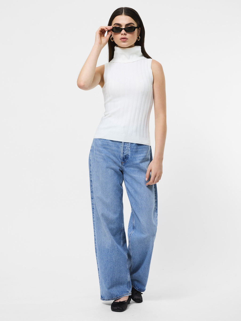 Sleek Turtleneck Sleeveless Sweater