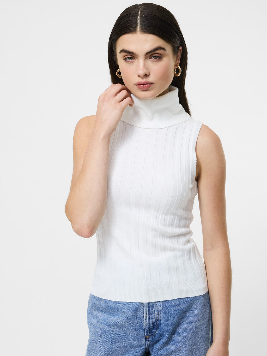 Sleek Turtleneck Sleeveless Sweater