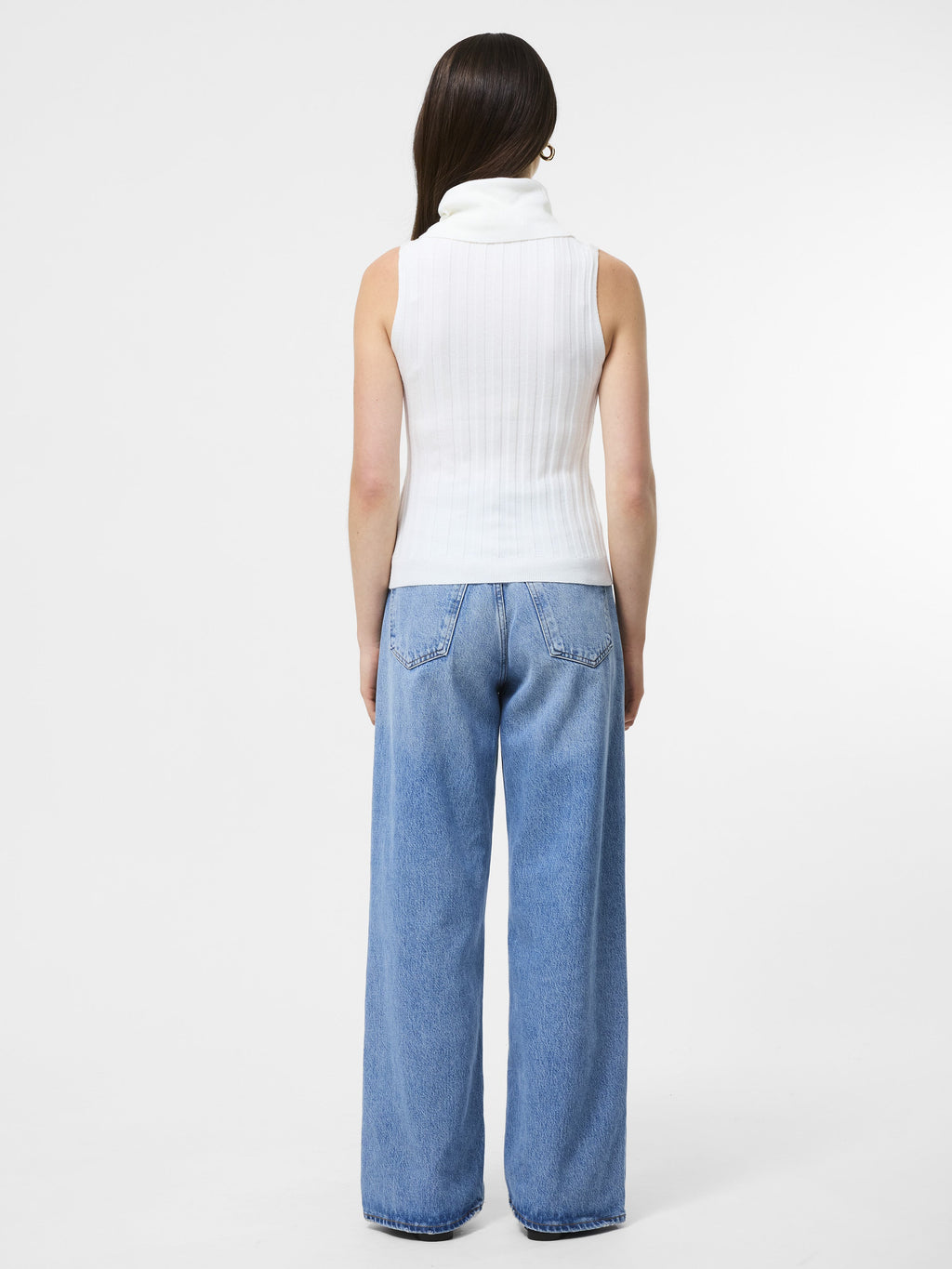 Sleek Turtleneck Sleeveless Sweater