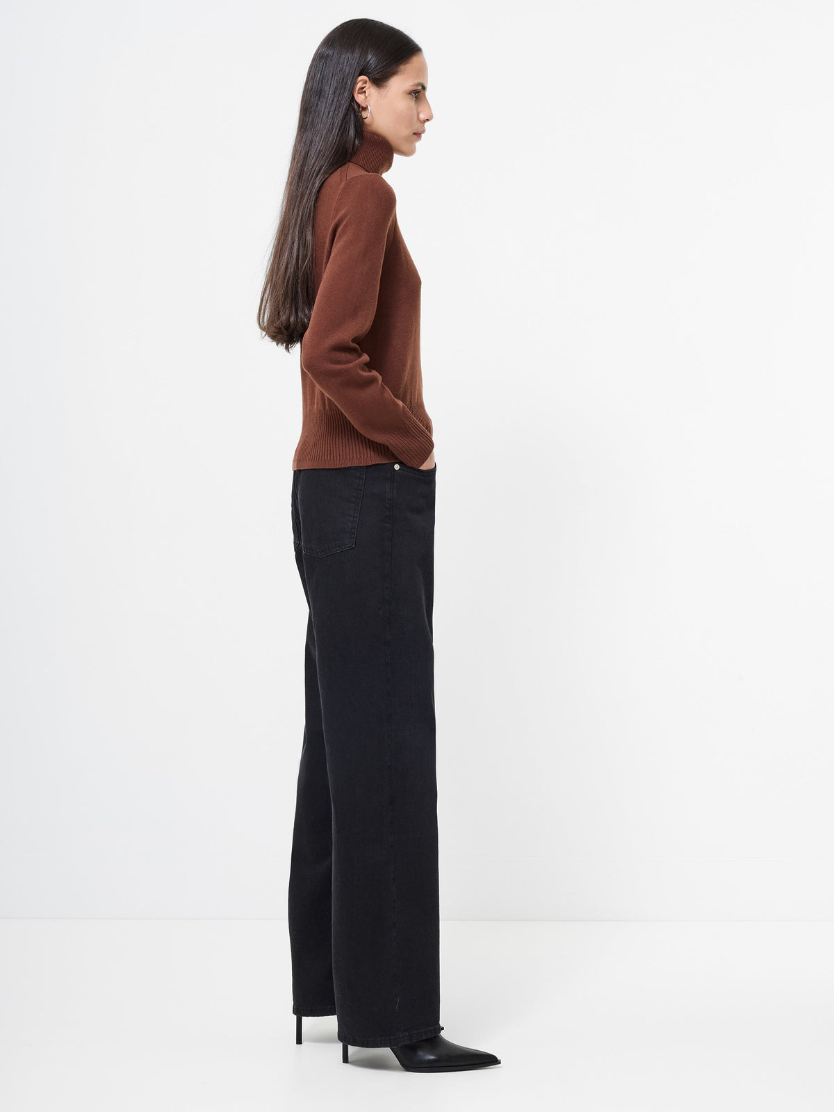 Relaxed Fit Turtleneck Knit