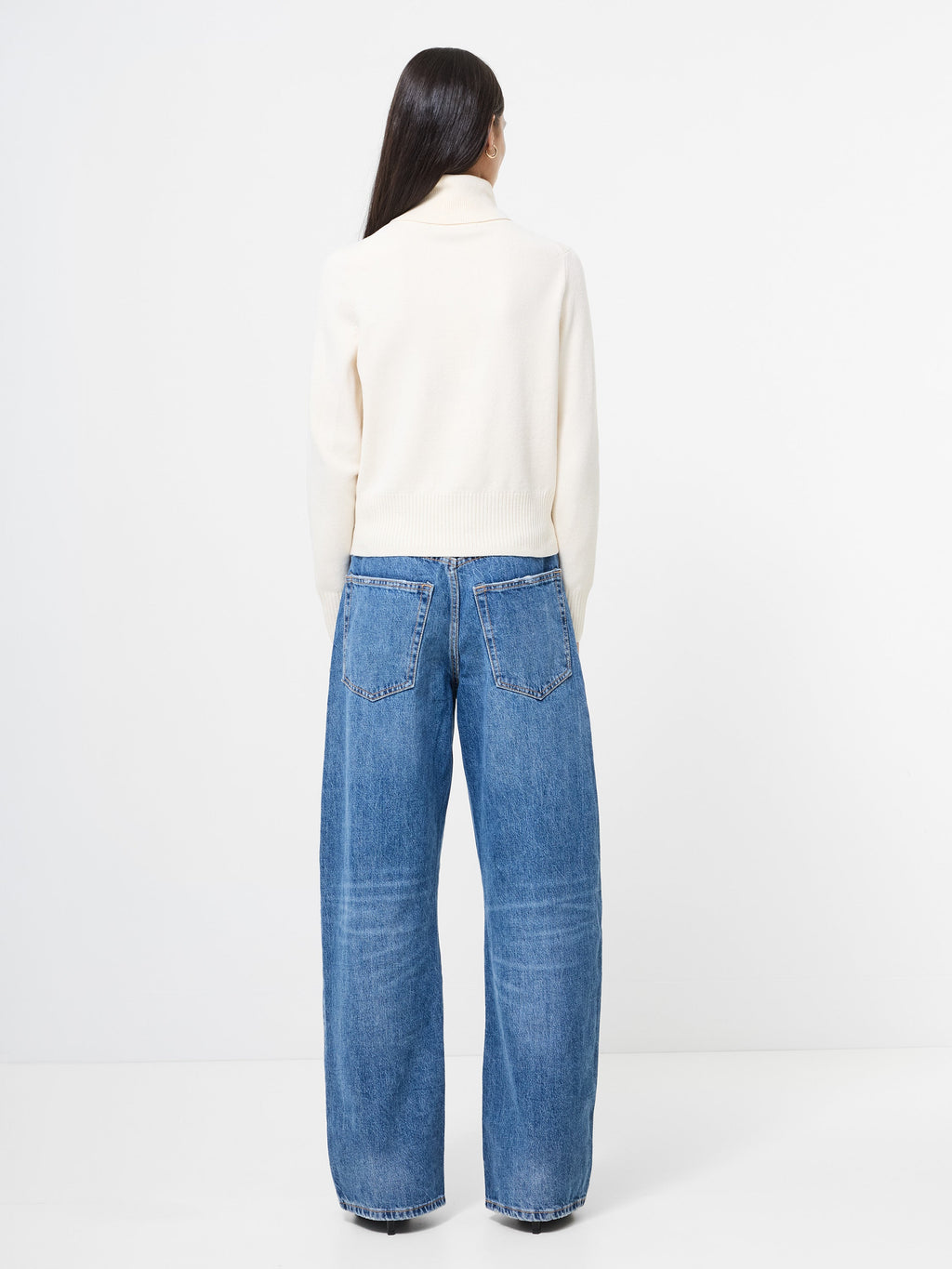 Relaxed Turtleneck Layering Knit