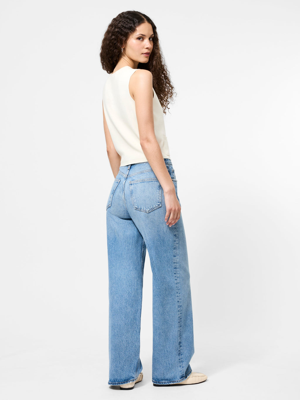 Modern Buttoned Knit Vest