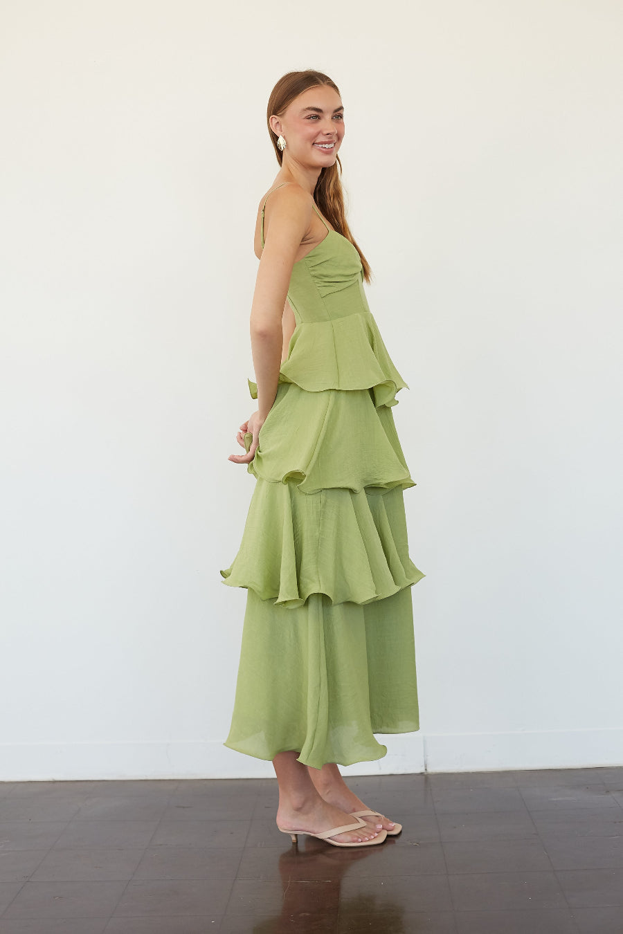 Slight-Sweetheart Fit-and-Flare Midi