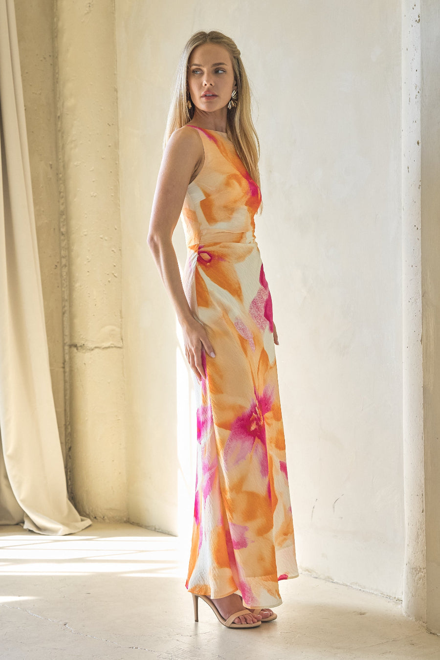 Ruched-Side Invisible Maxi