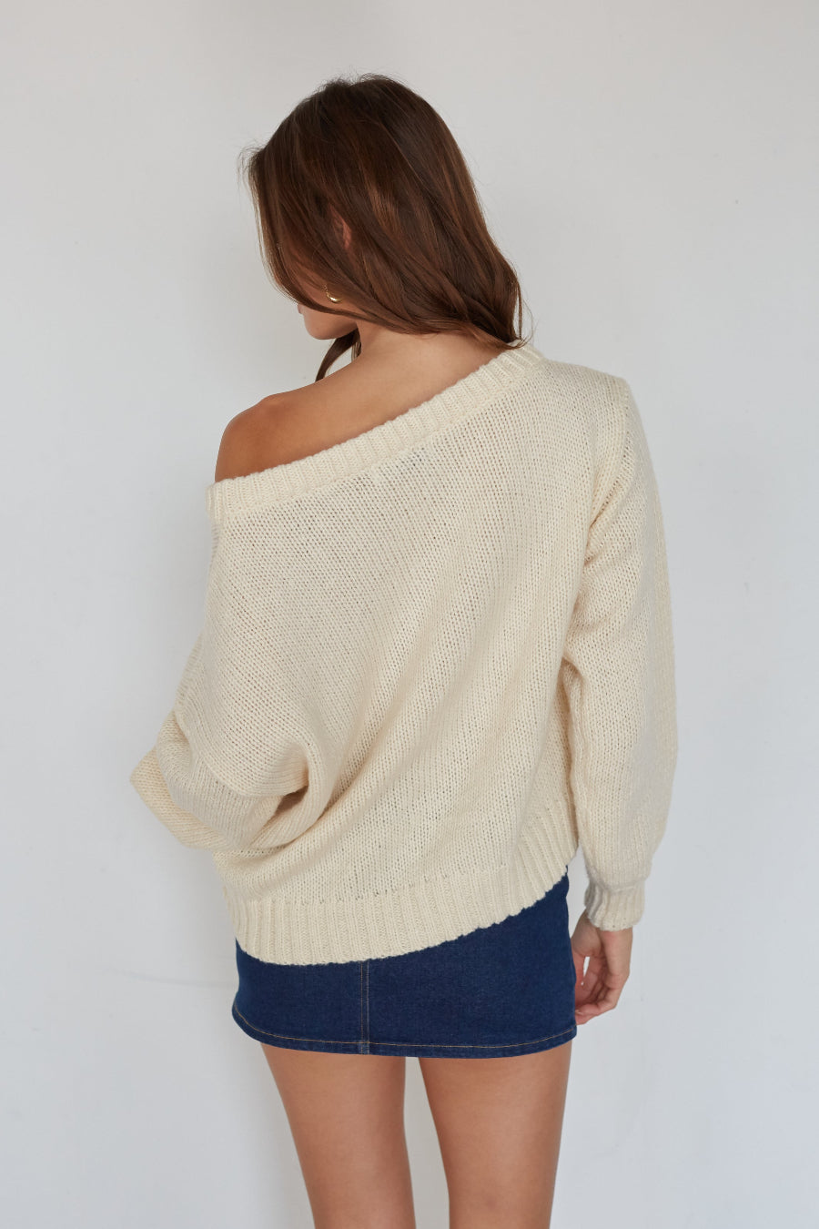 Slight Oversized Polyester Soft Sweater
