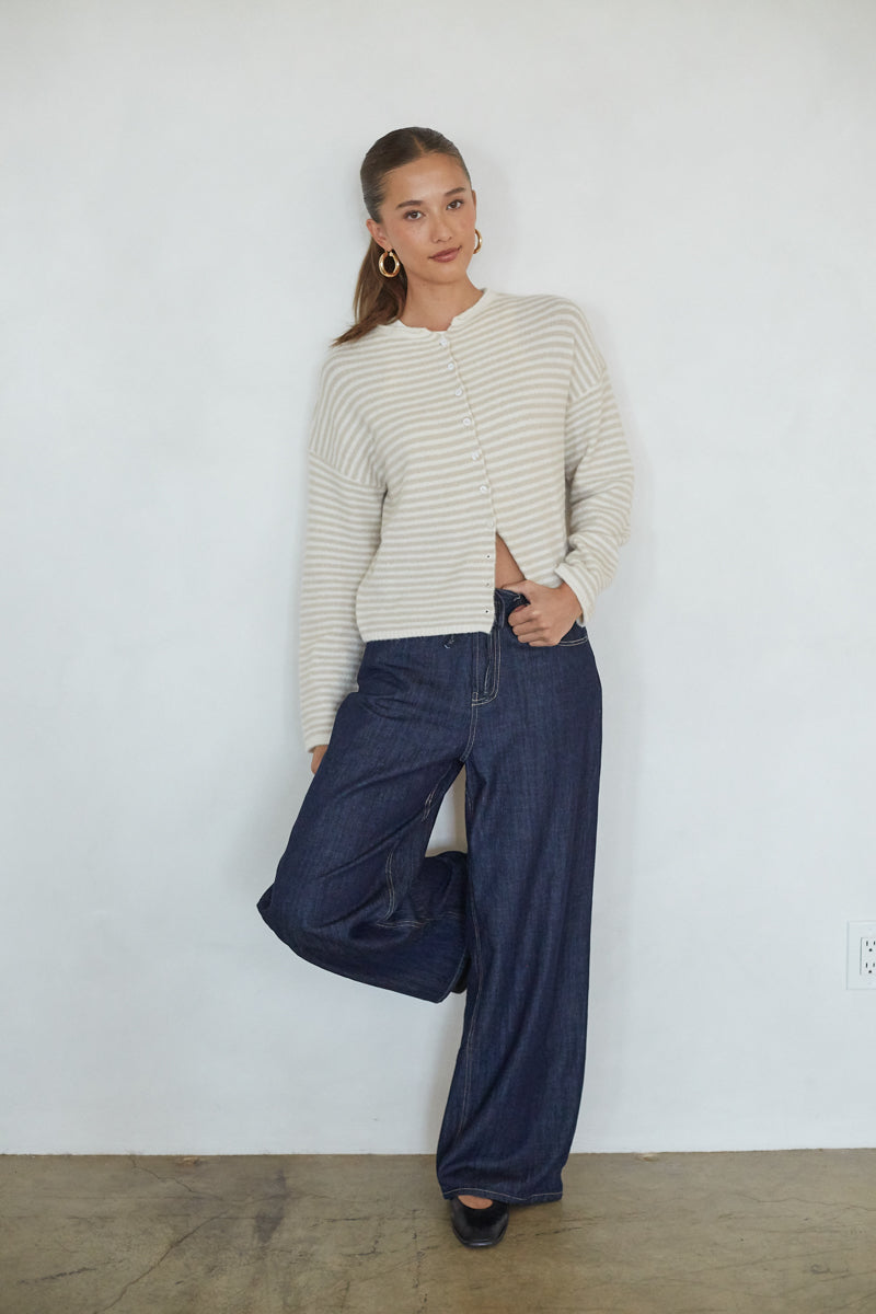 Crew Neck Soft Cardigan