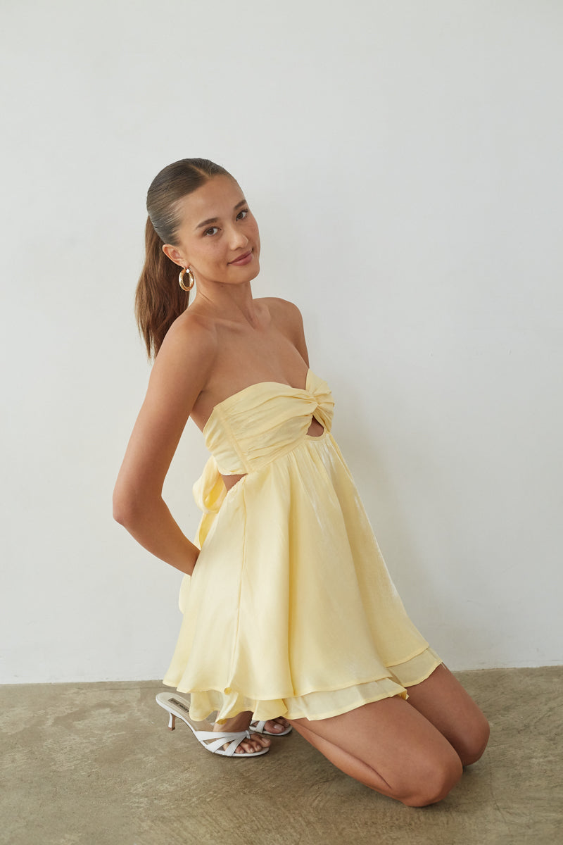 Bow-Back Two-Tier Mini