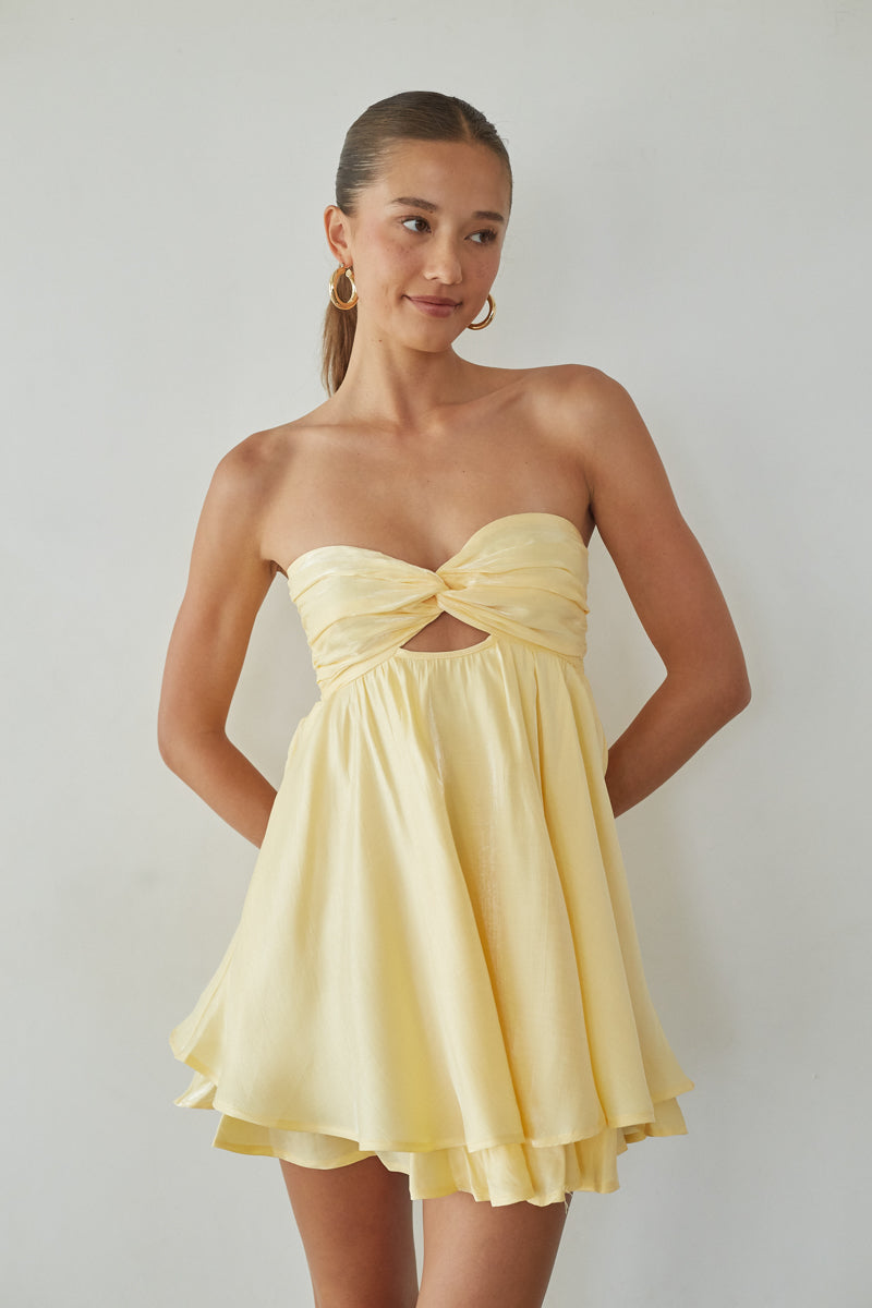 Bow-Back Two-Tier Mini