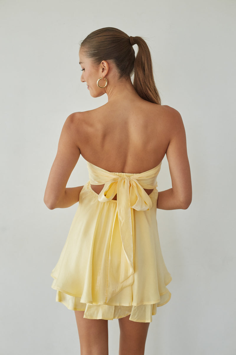 Bow-Back Two-Tier Mini