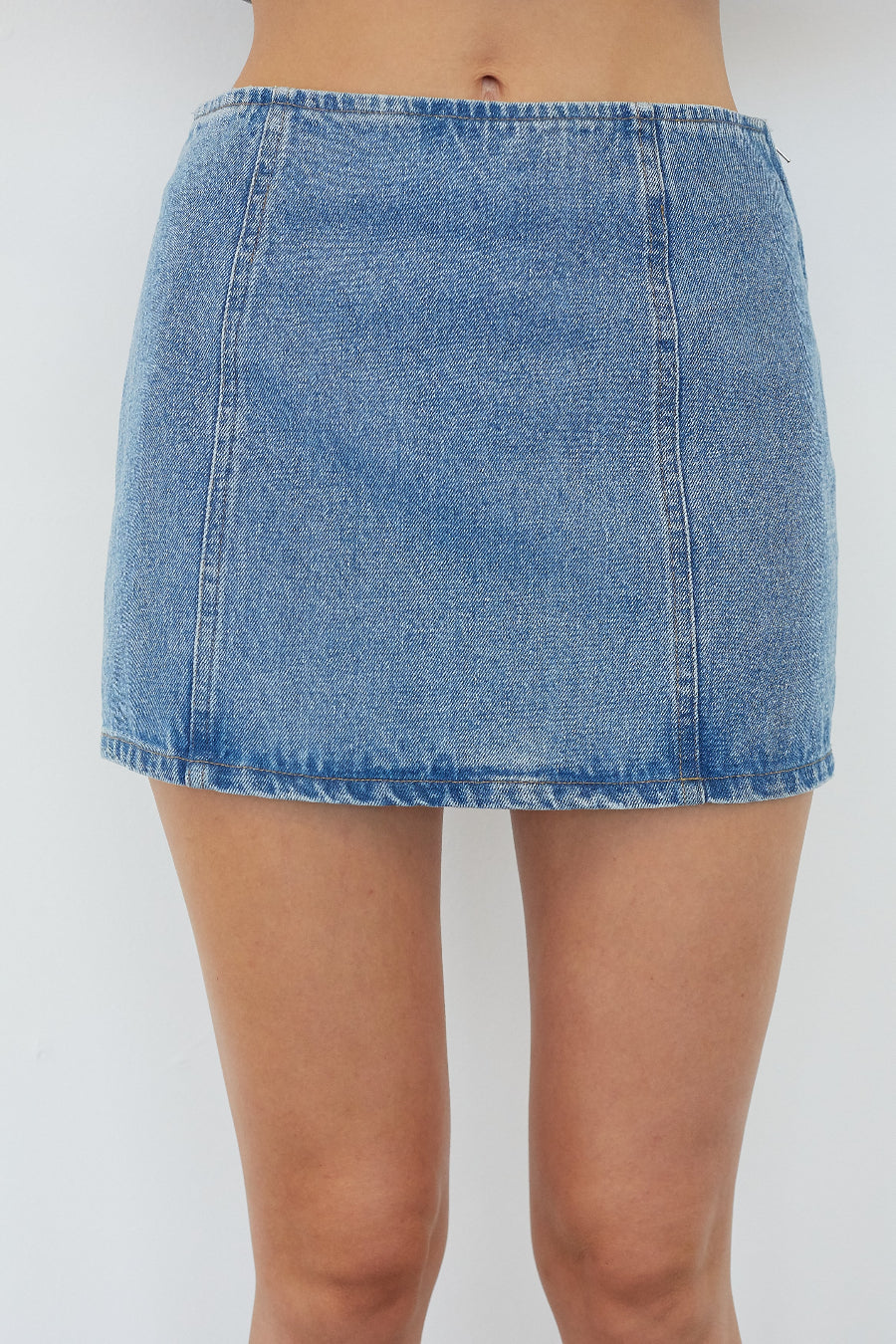 Mid-Rise Exposed Zip Denim Skirt