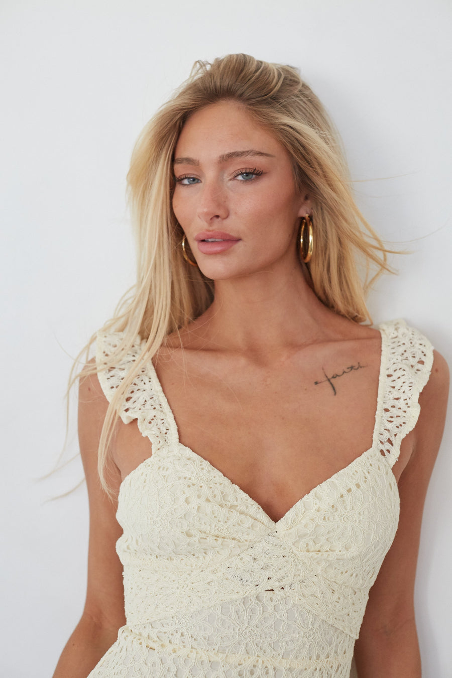 Lace Keyhole Tiered Mini