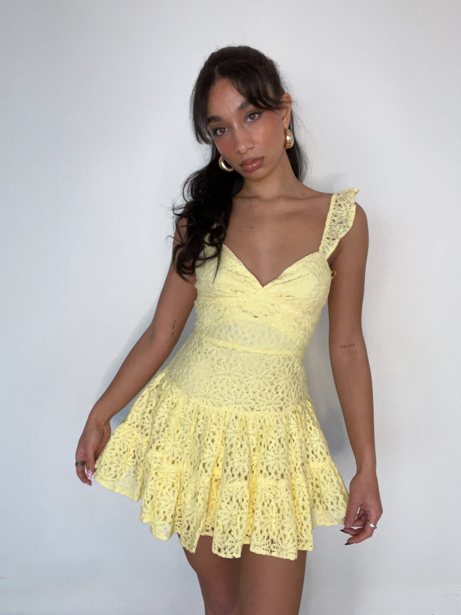 Lace Keyhole Tiered Mini