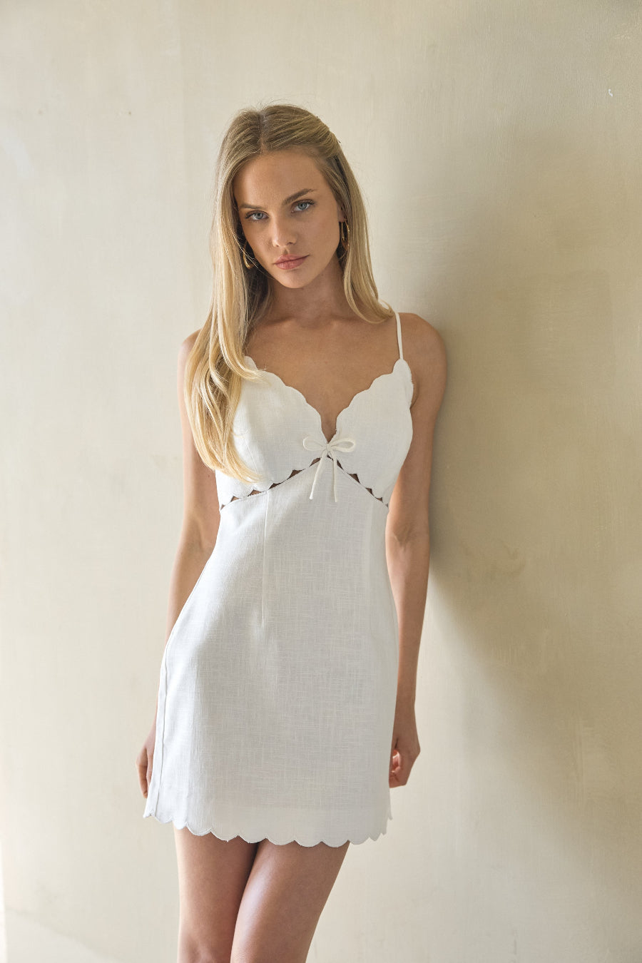 Deep-V Adjustable Strap Linen Mini