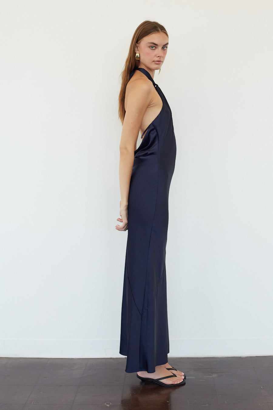 Large-Bow High-Neck Pull Maxi