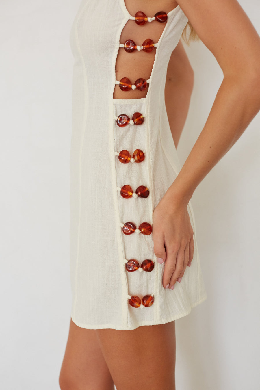 Side-Beaded Cotton Scooped Mini