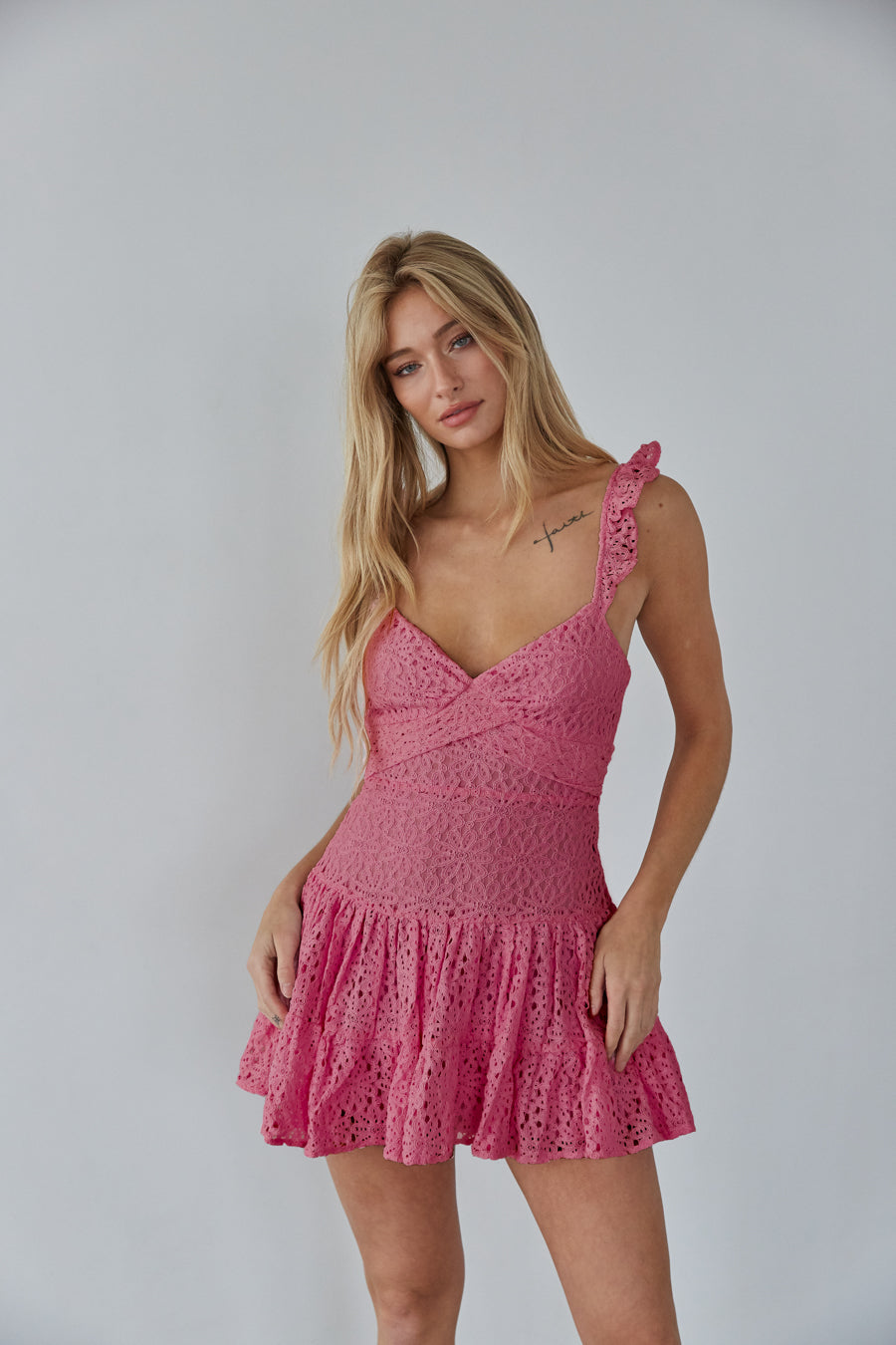 Lace Keyhole Tiered Mini