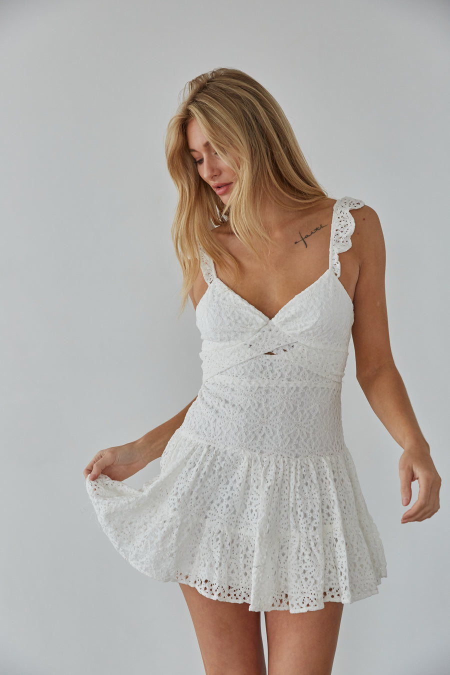 Lace Keyhole Tiered Mini